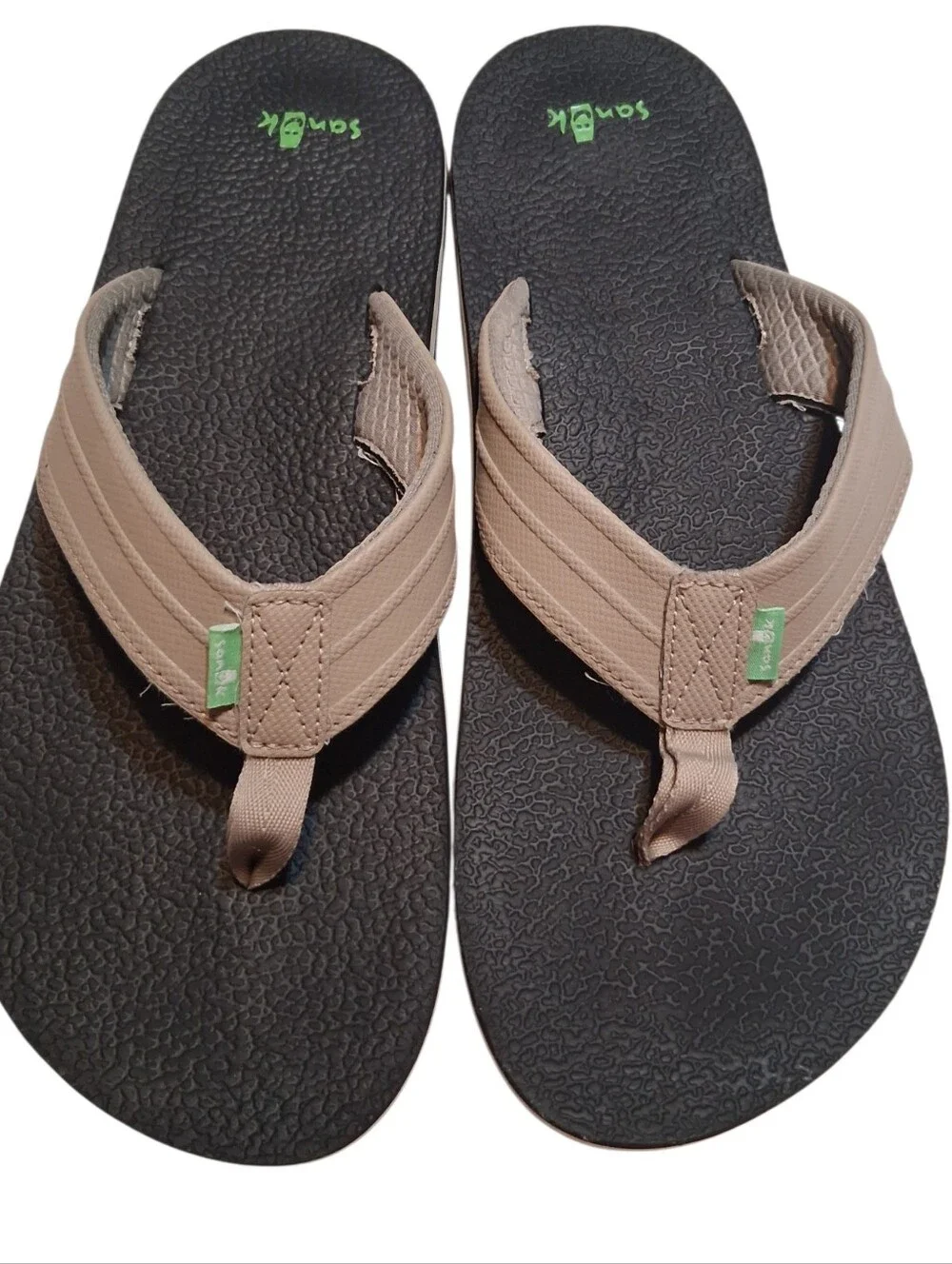 Sanuk Men's Beer Cozy 2 Flip Flops Brown Black Yoga Mat Sandals Casual Comfy